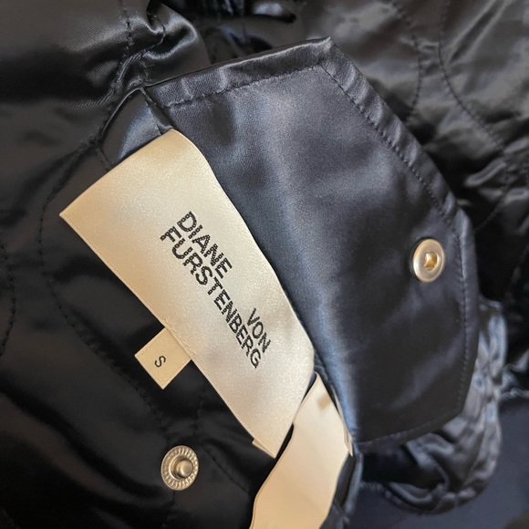 Diane Von Furstenburg Reversible quilt bomber jacket - Picture 4 of 6